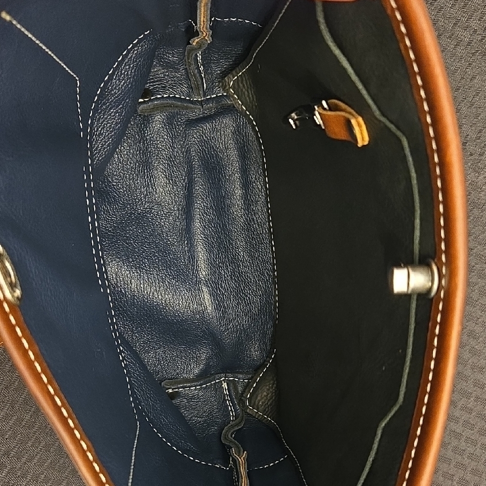Valor Heavy Leather Crossbody Tote Bag – Artisan Rustic Style - Picture 5 of 12